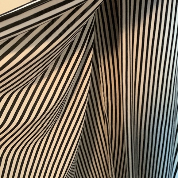 H&M Vertically Striped Low Cut Midi Long Sleeve Tie Wrap Dress Size Large - Picture 3 of 7